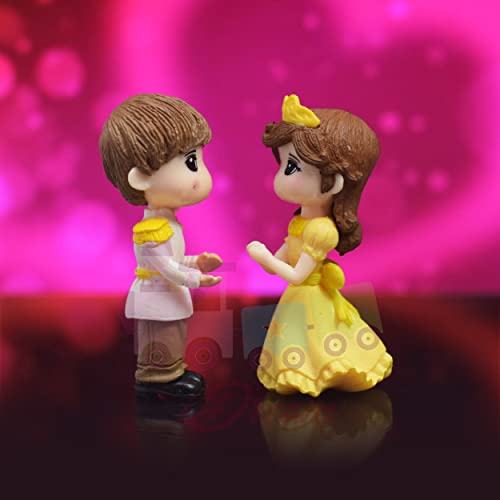 iDream Cute Couple Resin Showpiece Miniature – Romantic Love Figurine for Home Décor, Gift for Valentine, Anniversary, Birthday, Desk & Table Decoration (Yellow) - Image 4