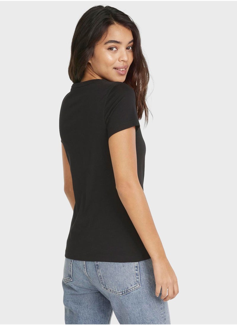 PUMA - Essential T-Shirt - Image 1