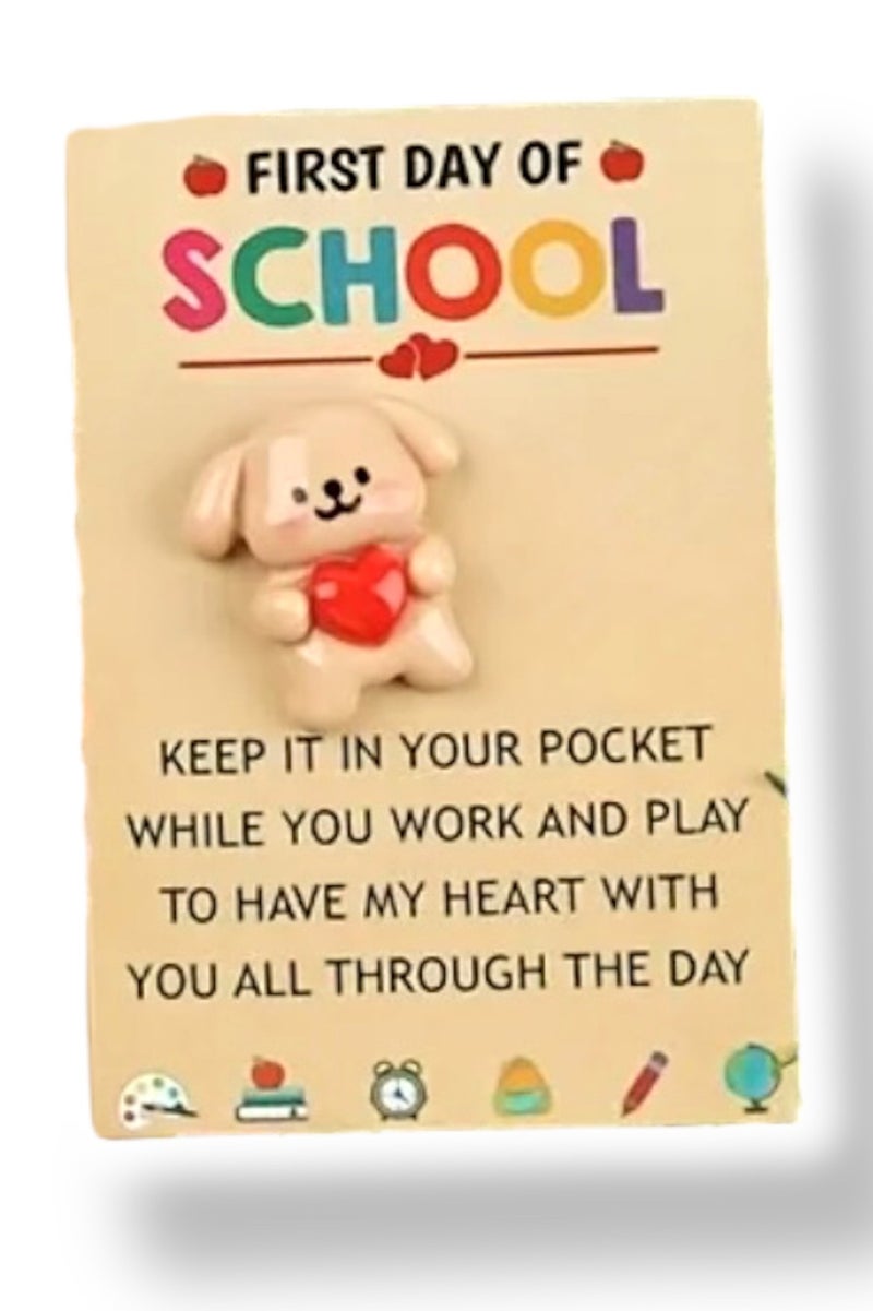 هدايا العودة إلى المدرسة للبنات والأولاد، بطاقة عناق جيب في أول يوم دراسي، أفكر فيك، رسالة حب للطلاب، فكرة هدية للأطفال، لعبة لطيفة للأطفال على ظهر الحضانة، فصل دراسي جديد - Image 1