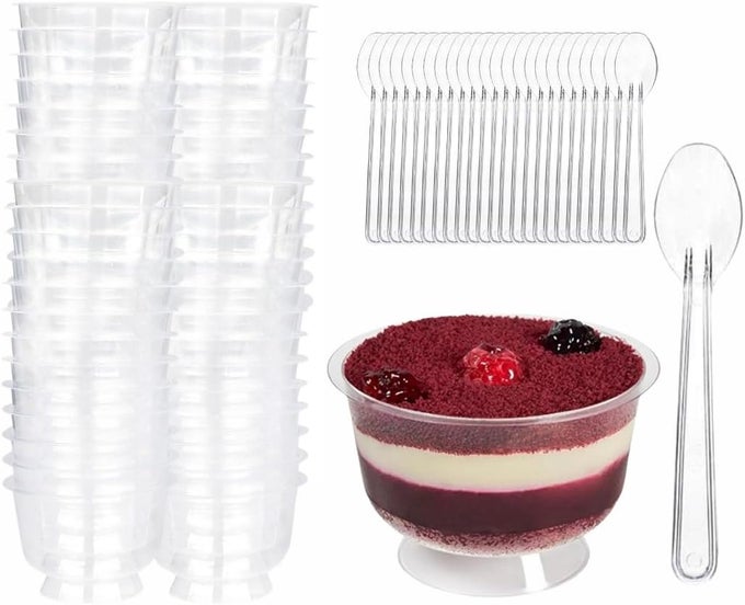 CLEAR DURABLE FOOTED DESSERT CUPS WITH SPOONS 7OZ PLASTIC SLANTED PARFAIT AND APPETIZER CUPS SMALL REUSABLE BOWLS FOR PARTIES PUDDING MOUSSE ICE CREAM 25 CUPS 25 SPOONS