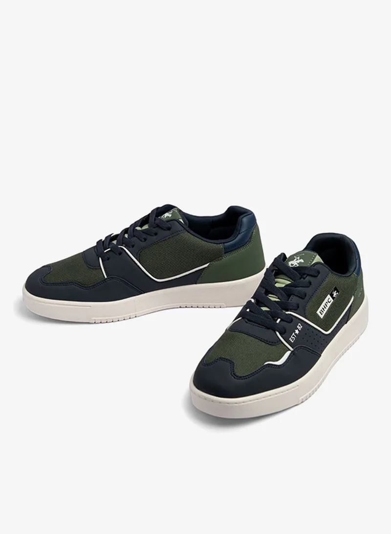 Lace-up low-ankle sneakers