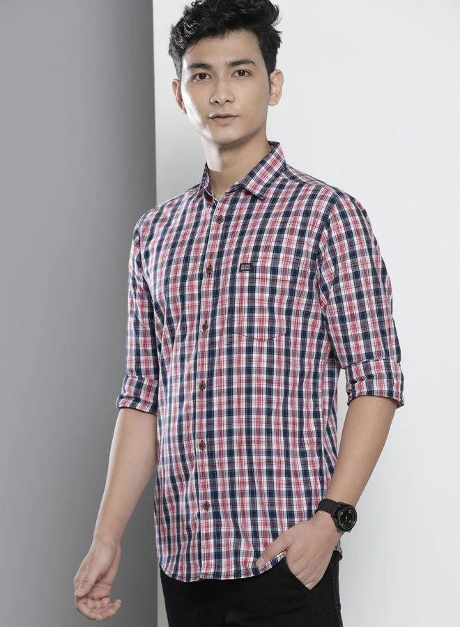 Men Slim Fit Checkered Full Sleeves Spread Collar Casual Shirt