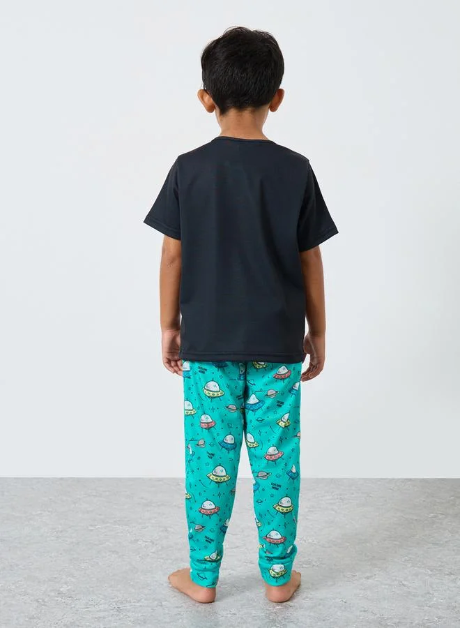 Styli Styli Space Graphic Print T-Shirt and Pyjama Set