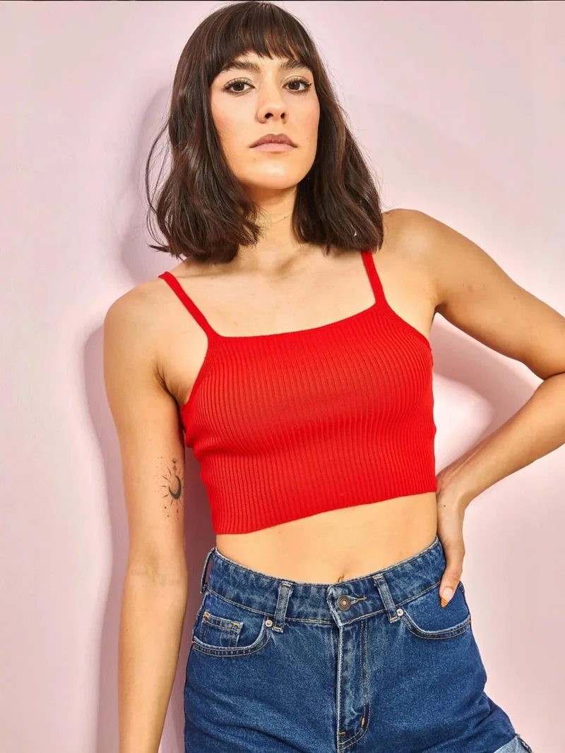 Bianco Lucci LUCCI Fitted Textured Knit Ribbed Crop Top with Square Collar