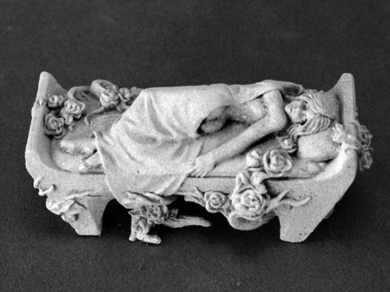 Reaper RPR50188 Sleeping Beauty Miniatures - Image 3