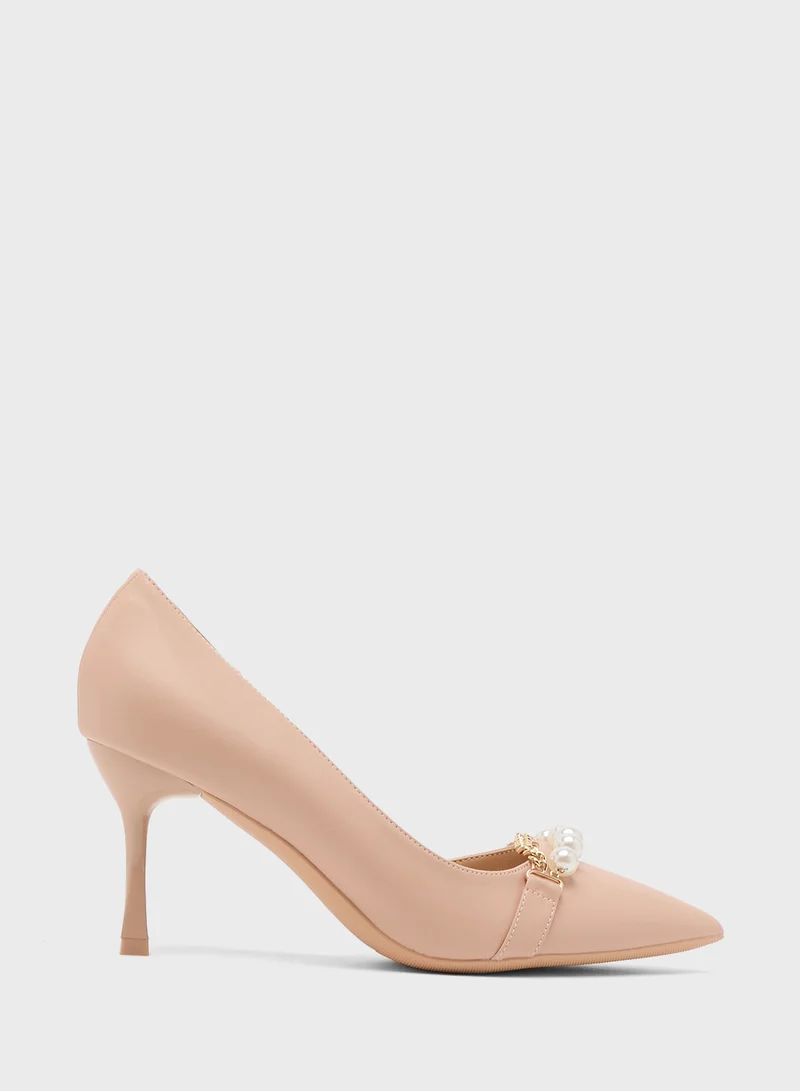 Khizana High Heeled Pump With Pearls