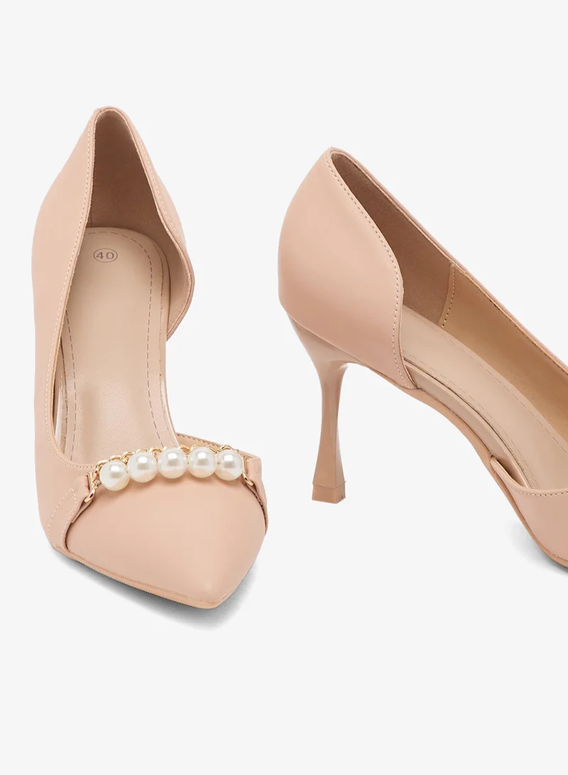 Khizana High Heeled Pump With Pearls