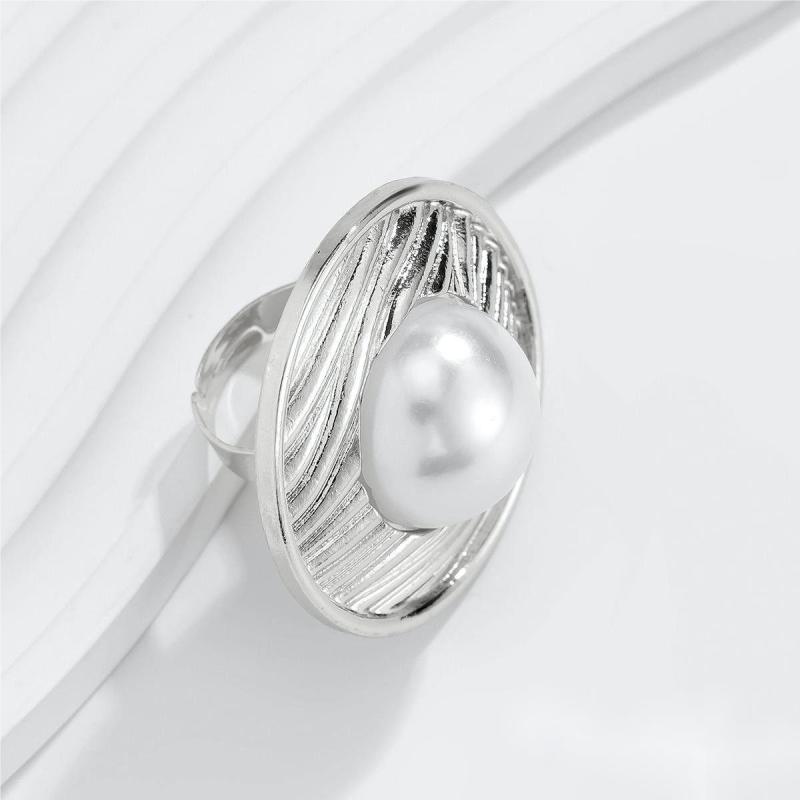 Baroque Pearl Ring Women Lightweight Geometric Design - Elegant Versatile Jewelry for Everyday Style