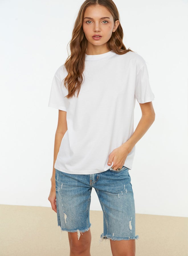 trendyol White 100% Cotton Basic Regular/Normal Pattern Stand Collar Knitted T-Shirt - Image 4