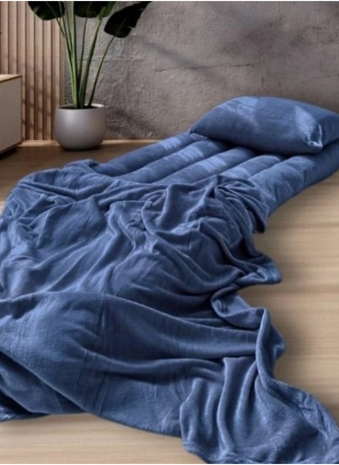 SMART HOME - 4 in 1 guest package consists of a mattress, a light blanket, a pillow and an elegant bag. A soft velvet package made of high-quality materials, a single-person natural cotton mattress measuring 180*90*15cm. - Image 1