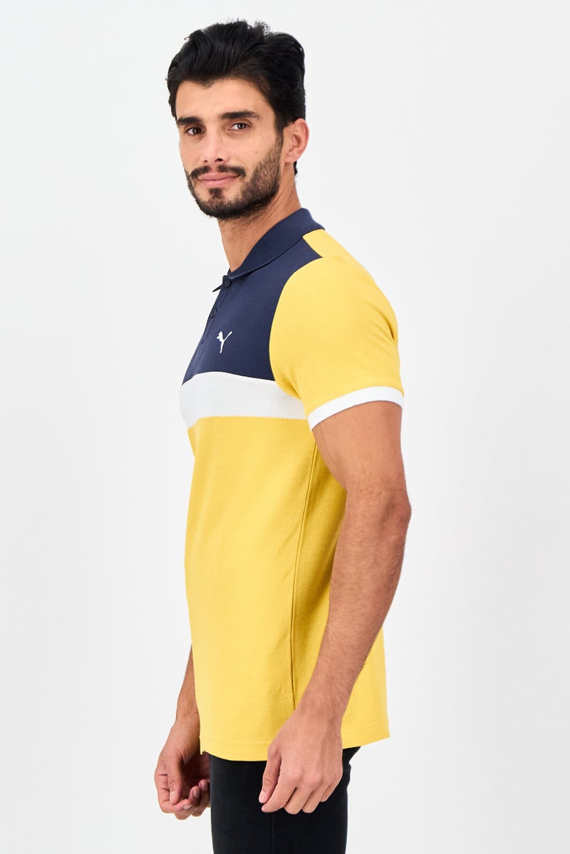 PUMA قميص بولو خارجي للرجال بقصة ضيقة بأكمام قصيرة، أصفر - Image 2