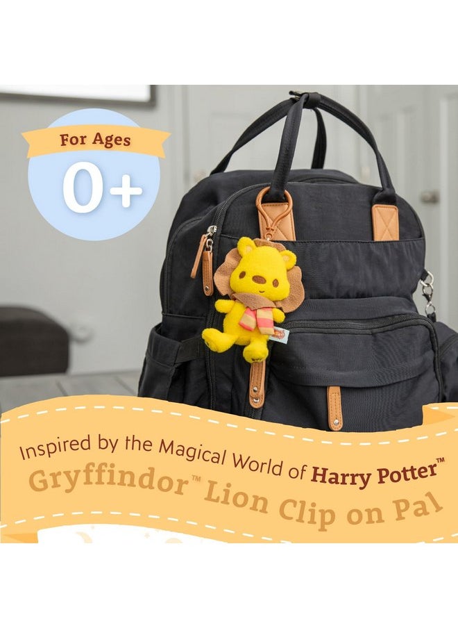 كيدز بريفيرد - KIDS PREFERRED - Gryffindor™ Lion Clip on Pal - لعبة هاري بوتر المحفزة للسفر للأطفال - Image 1