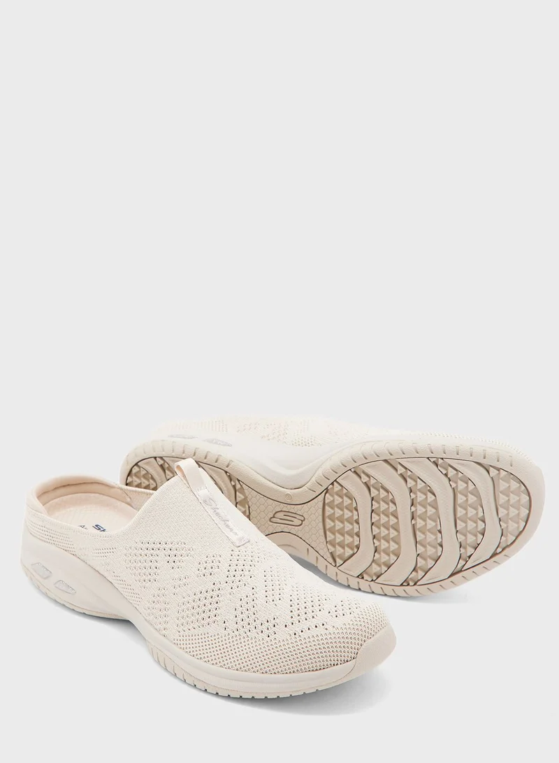 SKECHERS Commute Time