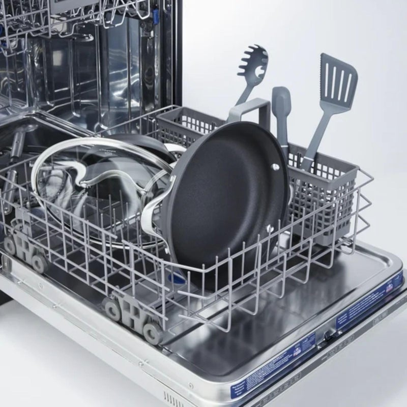 Calphalon Hard anodized two-handle 12-inch everyday pan with glass lid - Image 2