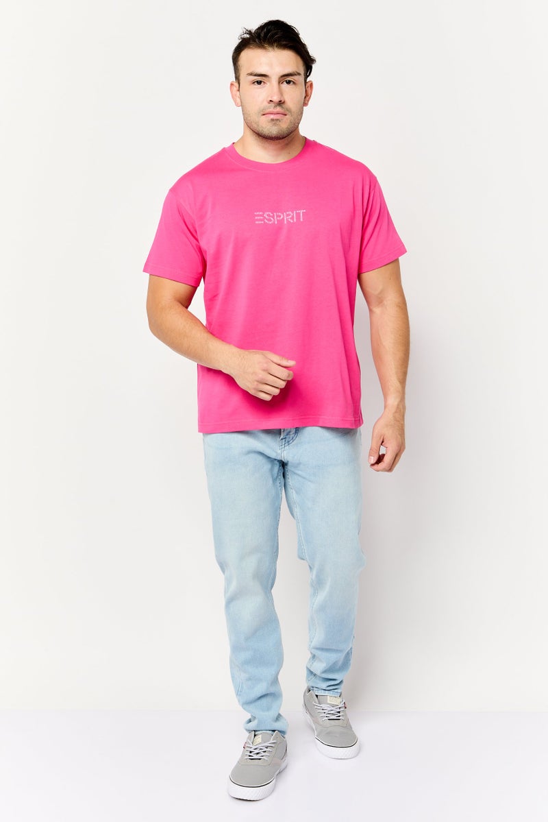 ESPRIT تي شيرت رجالي بأكمام قصيرة وياقة دائرية بشعار العلامة التجارية، وردي داكن - Image 2