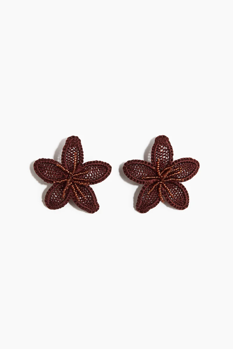 Flower-shaped earrings