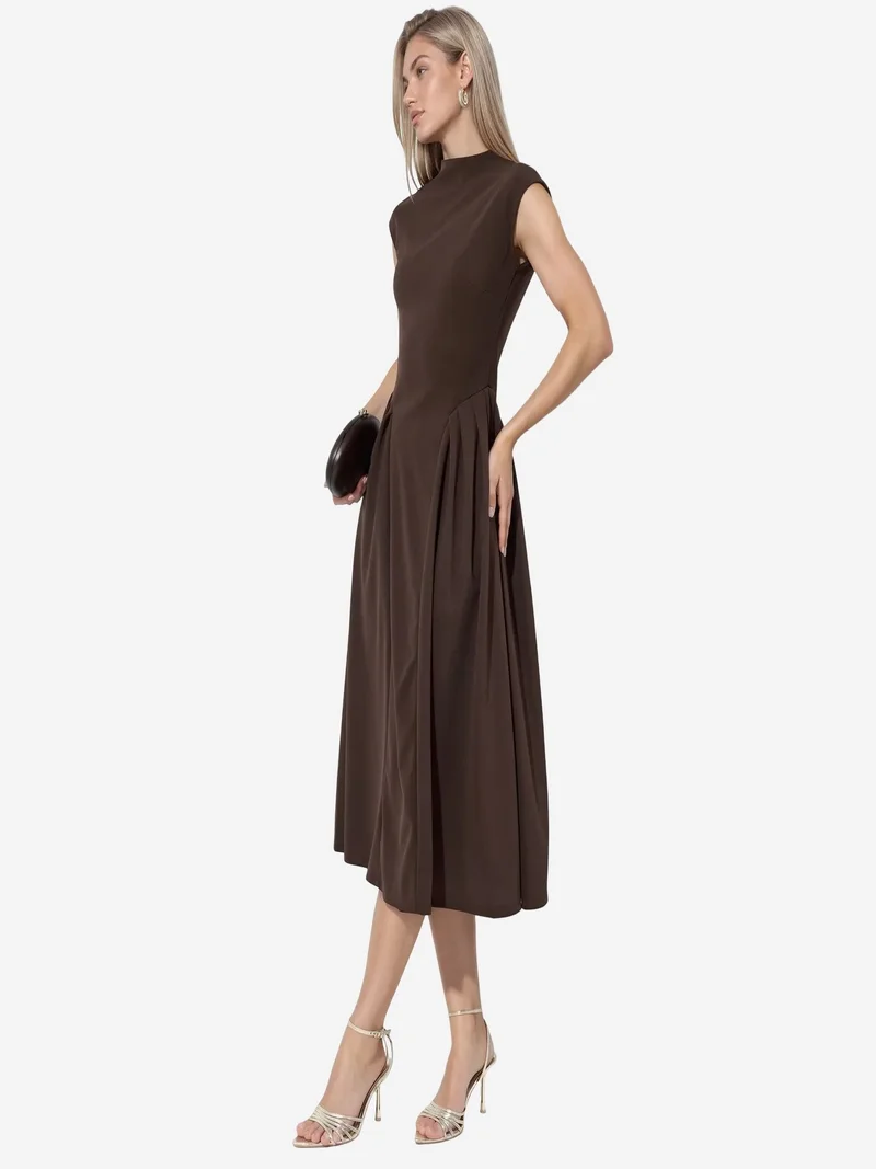 بوسيم BUSEM Textured Paneled Midi Dress