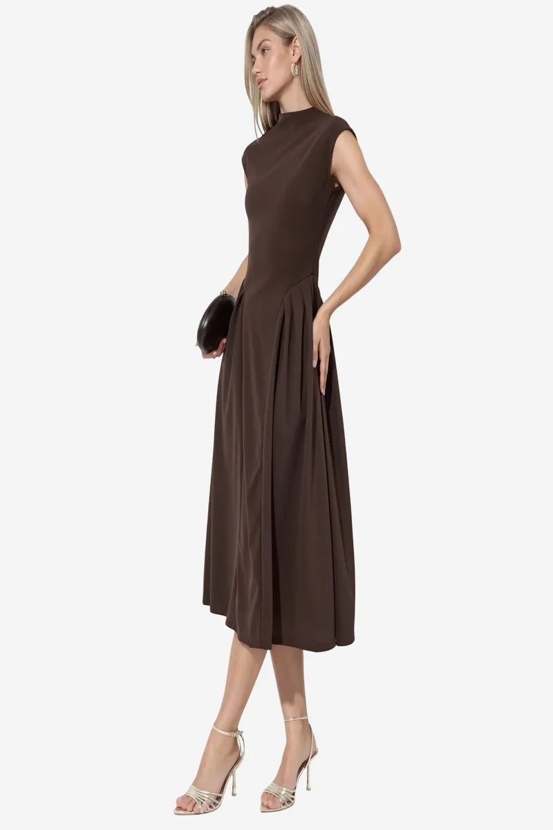 بوسيم BUSEM Textured Paneled Midi Dress