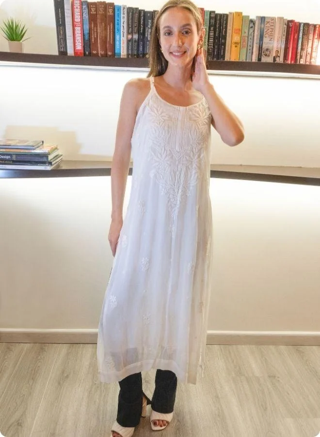#Be White Sleeveless Embroidered Kurti