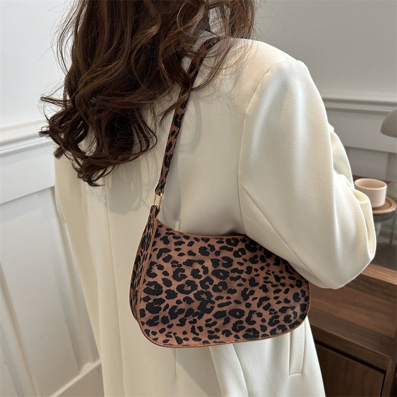 2024 Popular New French Niche Design Bag Simple Western Style Portable Women'S Bag Casual Fashionable Shoulder Underarm Bag - Image 5