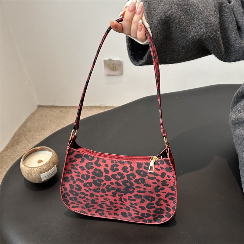 2024 Popular New French Niche Design Bag Simple Western Style Portable Women'S Bag Casual Fashionable Shoulder Underarm Bag - Image 2