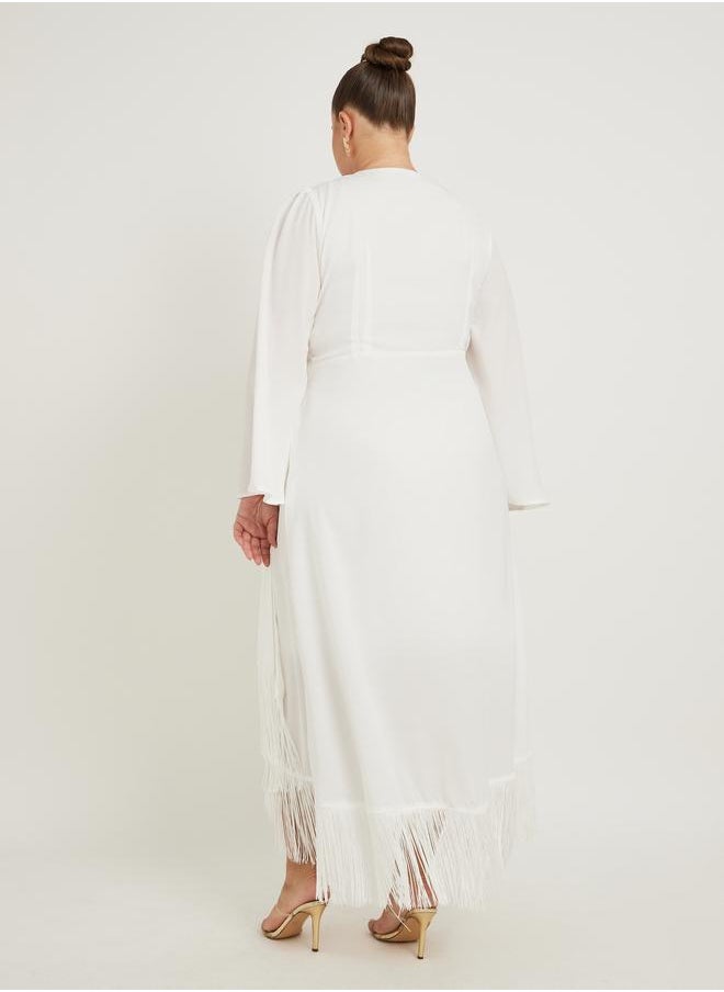 Styli Styli Plus Size Long Sleeves Wrap Maxi Dress with Fringed Hem  - Image 5