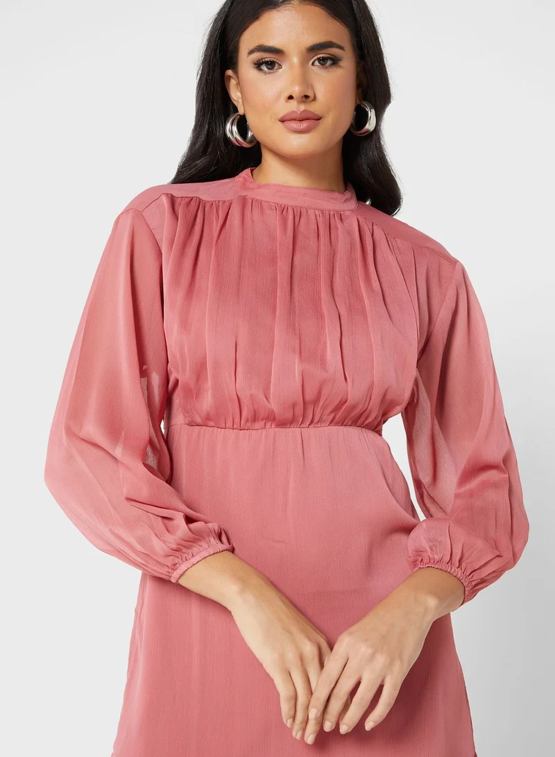 DOROTHY PERKINS Ruffled High-Neck Dress