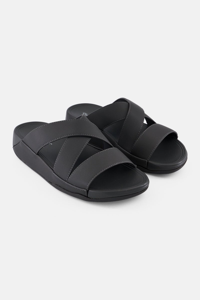 English Laundry صنادل عربية للرجال، رمادي - Image 1