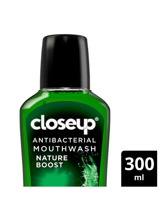 Closeup Boost Mouthwash 300ml - Image 2