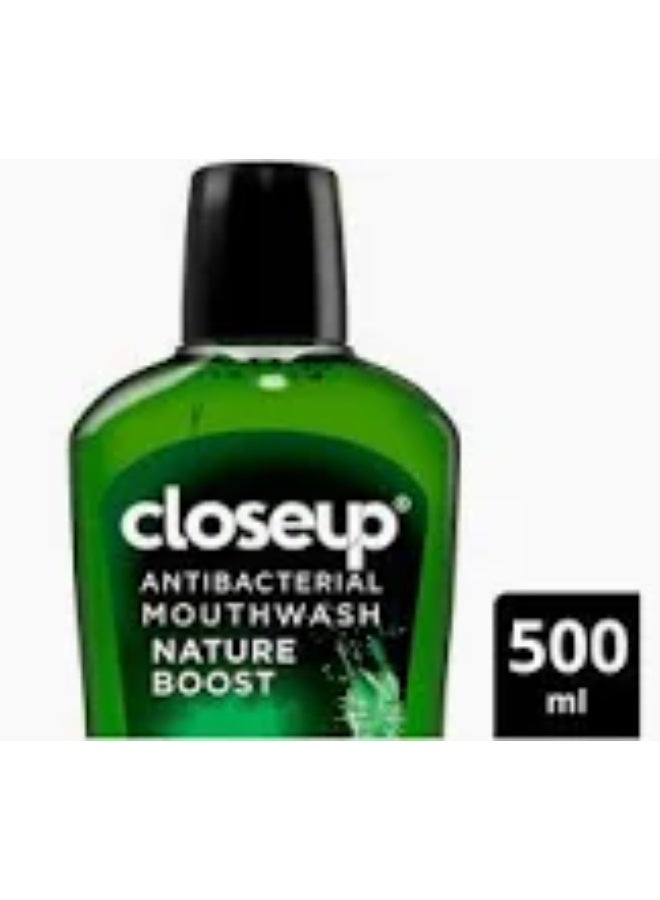 Closeup Boost Mouthwash 500ml - Image 1