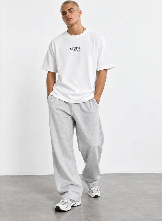 سفنتي فايف Oversized drop shoulder T-shirt with small front print