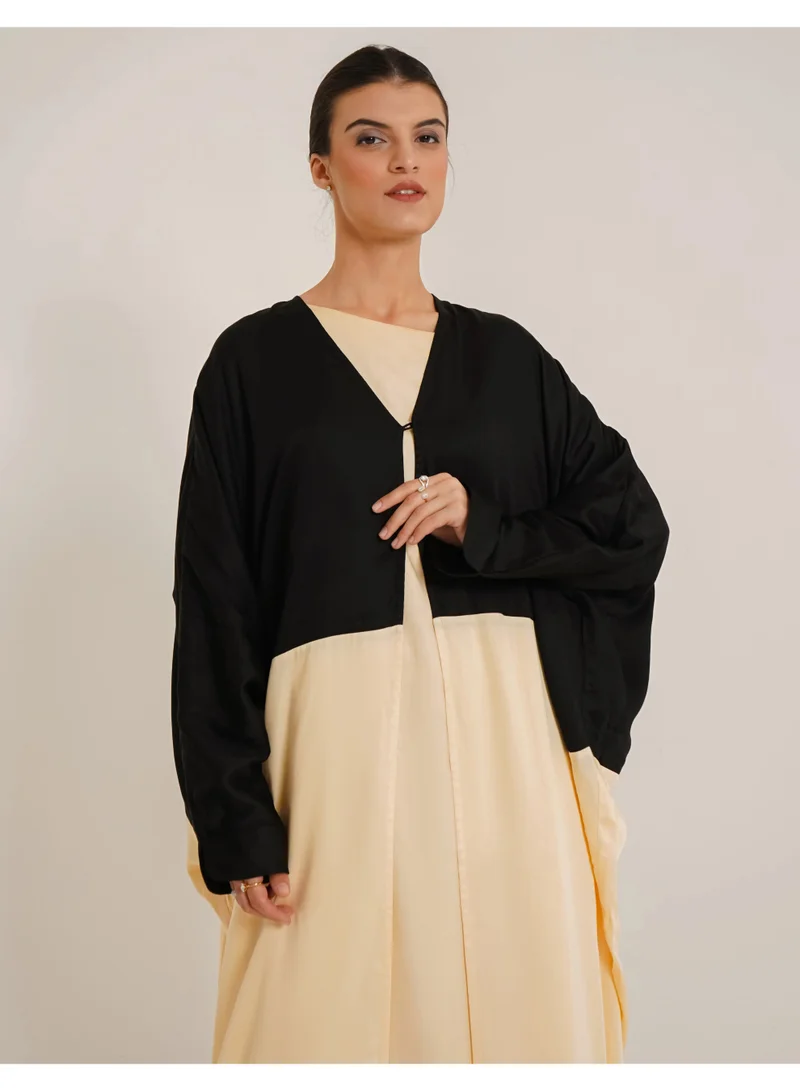 Noor Carla Dual Black and Cream Abaya – Elegant and Modest Style made with TENCEL™