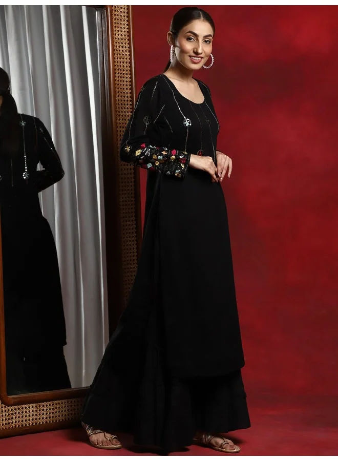 AKS Black Floral Embroidered Kurta