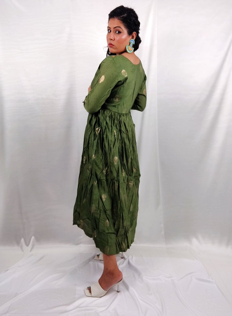 PRIYA’S PANACHE PRIYA'S PANACHE Stunning Muslin Green Flared Kurta With Printed Dupatta - Designer Festival Traditional Ethnic Indian Partywear For Women - Image 3