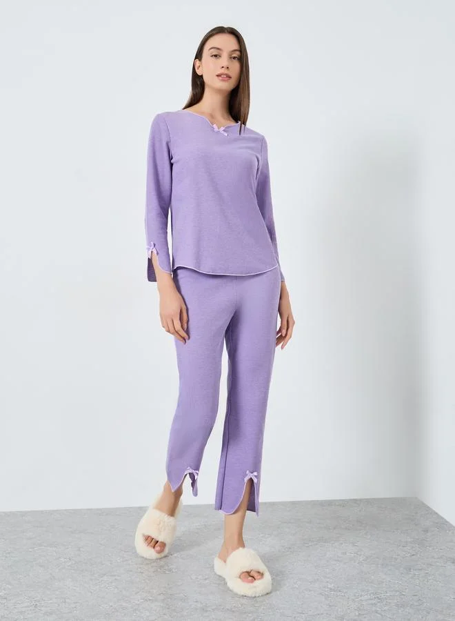 تايك تو طقم بيجاما من تيشيرت محبوك مع بنطال