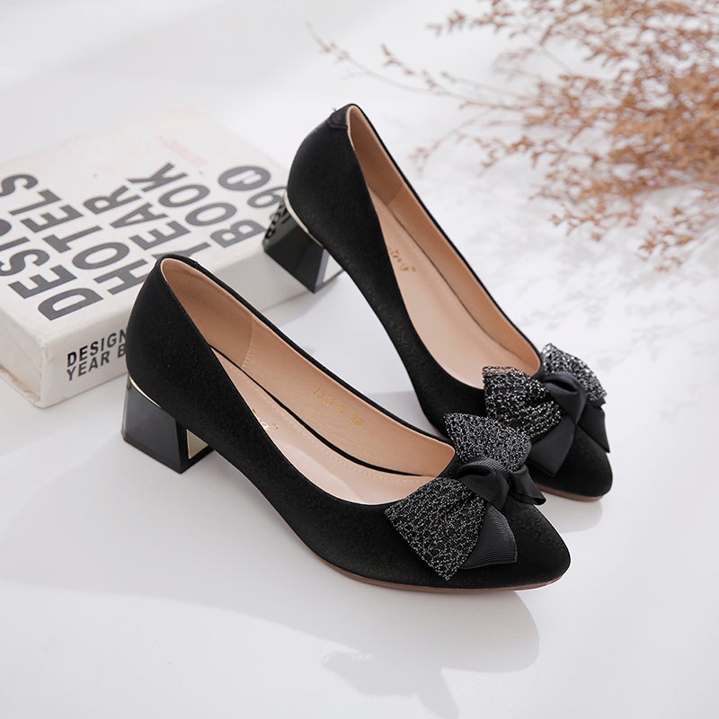 Autumn 2025 Korean Style New Shallow Chic Heel Youth French High Heels Popular Fashion Bow Elegant Single-Layer Shoes - Image 3