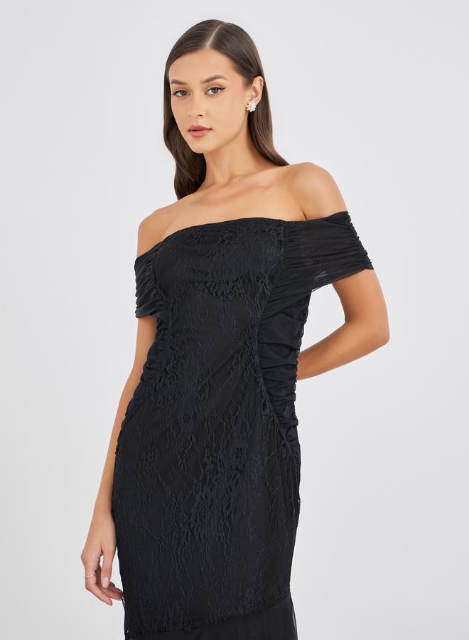 Styli Lace Detail Off Shoulder Asymmetric Hem Maxi Dress - Image 3