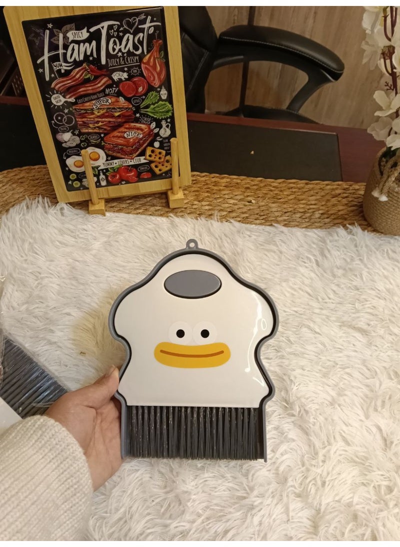 Mini dustpan and plastic brush