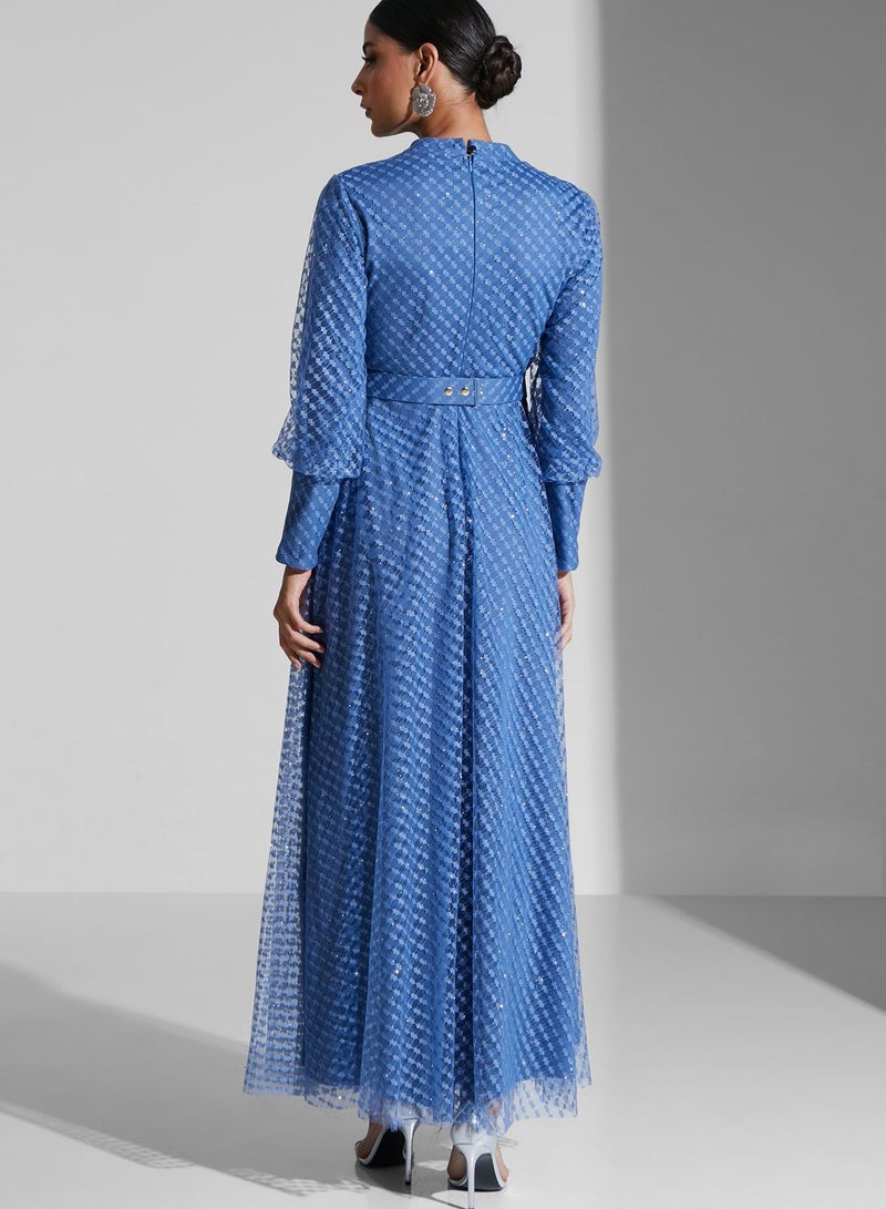 خزانة فستان بياقة عالية واكمام بالون - Image 2