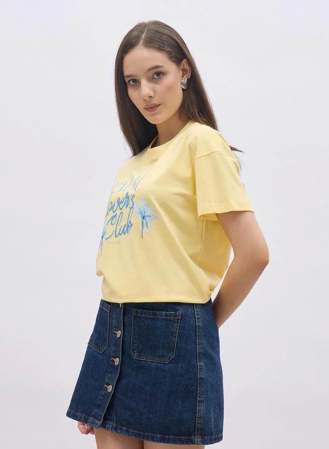 Styli Styli Yellow Palm Club Graphic Regular Fit T-Shirt