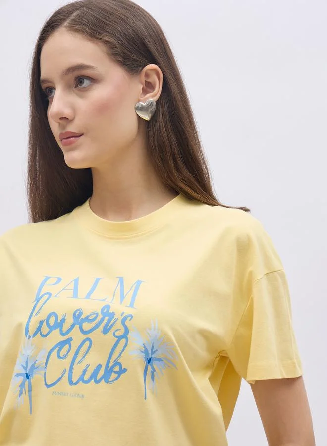 Styli Styli Yellow Palm Club Graphic Regular Fit T-Shirt
