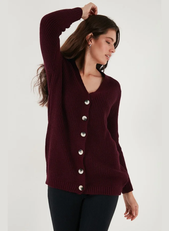 ليلا كارديجان طويل محبوك بأزرار وياقة على شكل  بقصة عادية للنساء