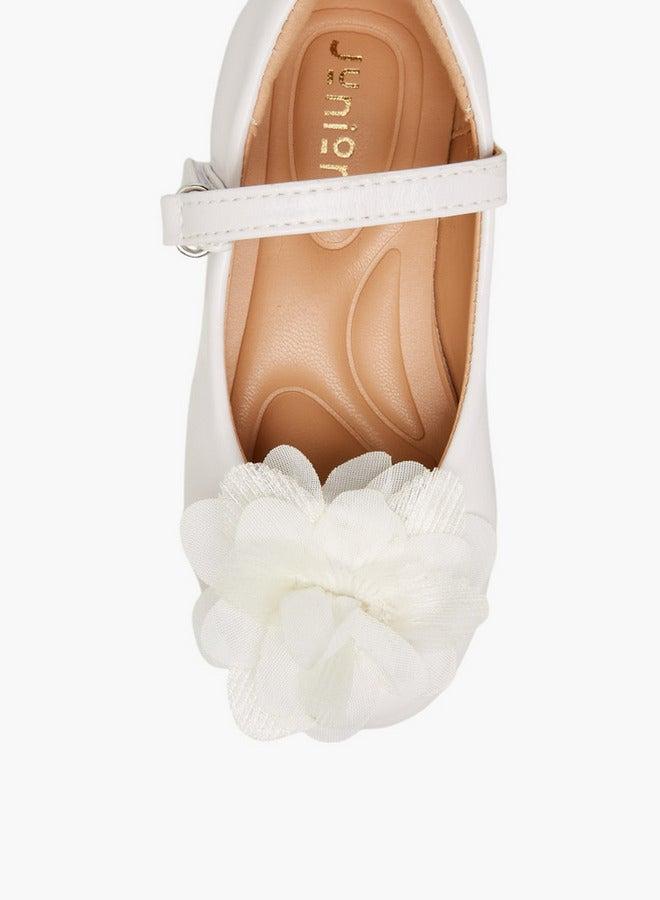 جونيورز حذاء باليرينا بلمسة زهور وإغلاق بخطاف وحلقة - Image 4