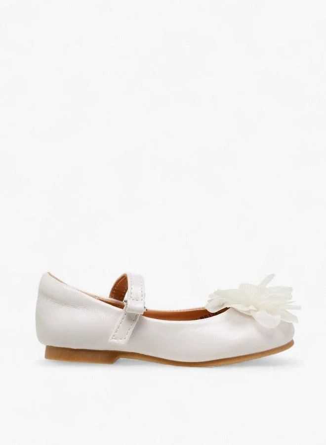 جونيورز حذاء باليرينا بلمسة زهور وإغلاق بخطاف وحلقة