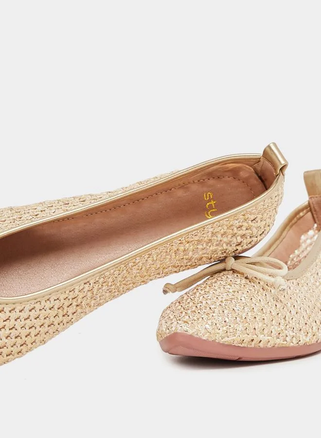 Styli Styli Textured Slip-On Bow Detail Ballerina Shoes