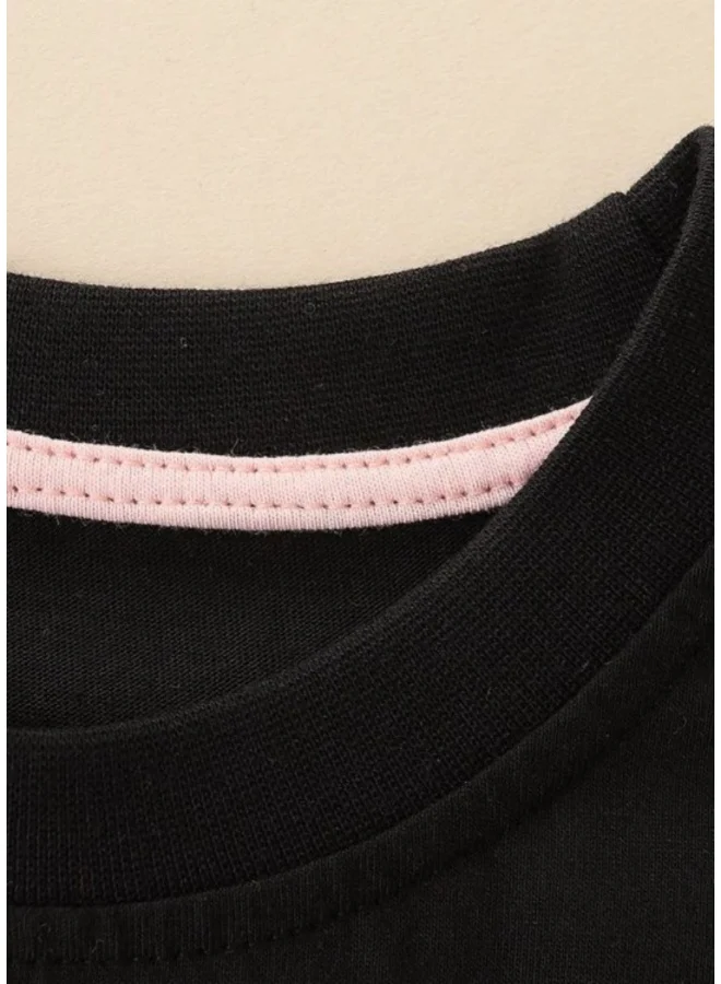 يونيكي Black Graphic Printed Solid Round Neck Cotton T-shirt