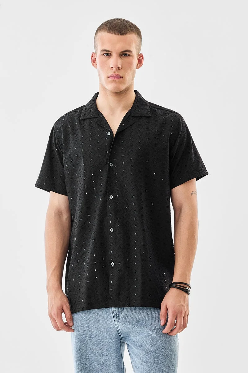 سنيتش قميص مطرز بقصة بوكس