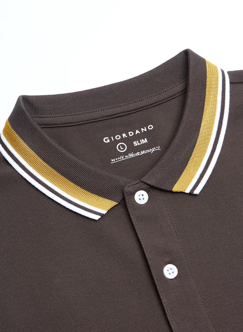 GIORDANO  Men’s Slim Pique Polo with Contrast Collar & Signature Embroidery for Men | Best Price UAE