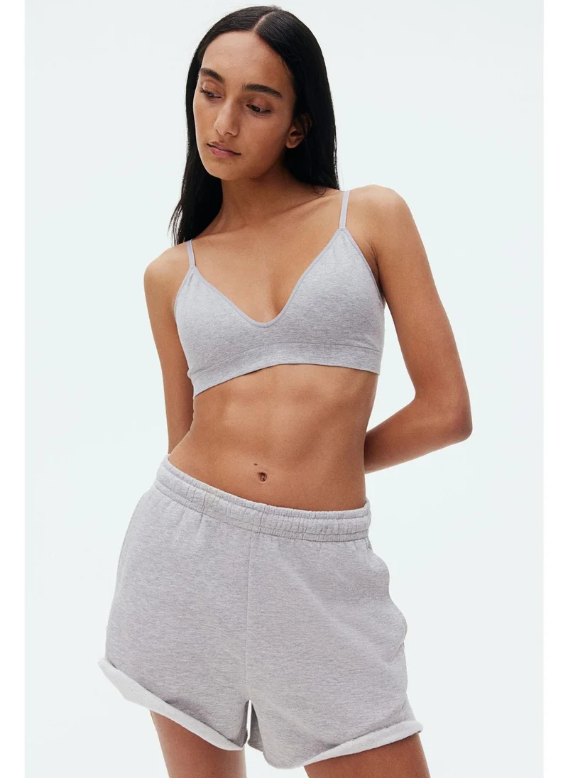 اتش اند ام Seamless padded soft bra