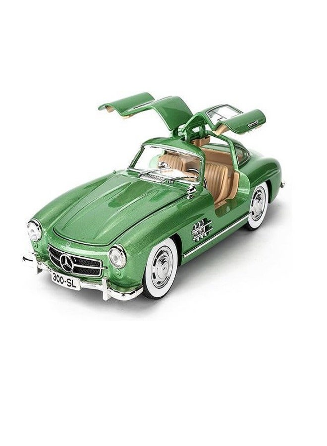 داي كاست مرسيدس بنز 300 SL - سيارة من السبائك المعدنية بمقياس 1:24 - أبواب مفتوحة، إضاءة وصوت، سحب للخلف (أخضر) - Image 1